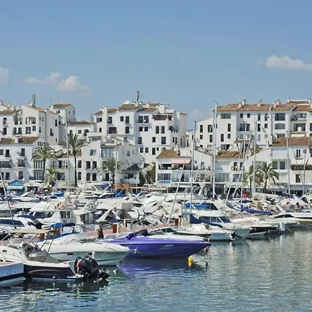 Puerto Banus Apartment *